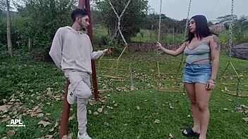 mi hermosa hermanastra me da placer dejandome follarla para ayudarme a olvidar a mi exnovia parte 1