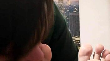 Gay fetish: footjob and cum shot