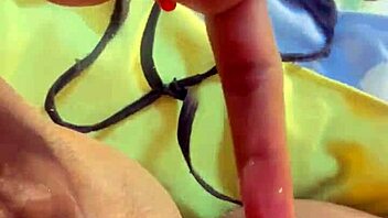 that gorgeous prostitute gets cum on her pussy outdoors