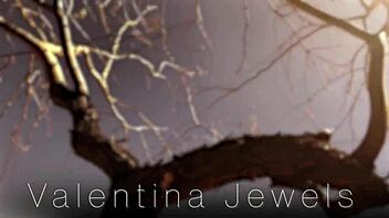 Girl crush valentina jewels shares affection