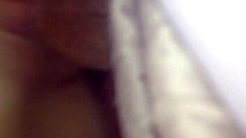 I'm fuckin my chick from bottom view, it's so intens!