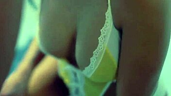 cfnm blowjob with a brunette milf is so awesome