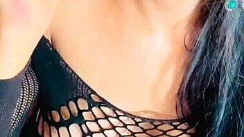 Rosered VIP Greluda ASKS to CUM inside