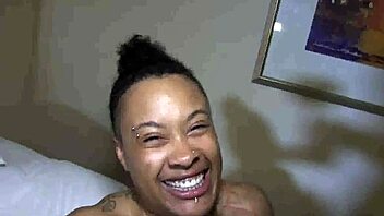 Lizzy and Phoenoisseur in exclusive lesbian banging scene