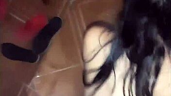 Het lille 18+ colombiansk latina hore blev kneppet i går nat