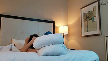 Does this petite goth suck well?