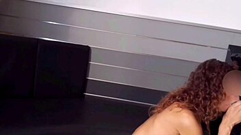 skinny french chica gives an amazing blowjob to chubby mexican guy in bedroom! 😍💦