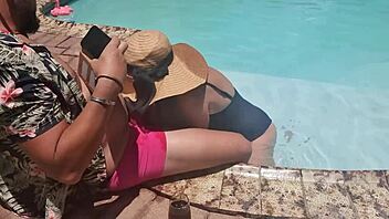 Random Guy Vacation Pool Blowjob Cum Covered