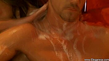 Blonde babe relaxes huge cock with ease! 💦