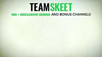 River's Caribbean cruise with stepfamily in sexy bikinis