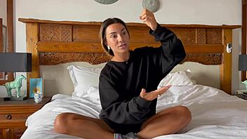 Rimming Tutorial with Roxy Fox Anal Fingering