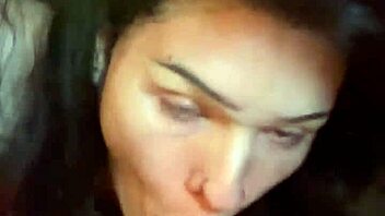 watch me show off my deepthroat skills