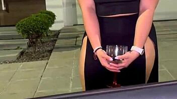 Young Colombian girl gets unknown man in car public sex