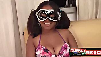 T�mida Comprometida Que Se Transformou Em Devassa Na Frente Da C�mera - Frotinha Porn Star!