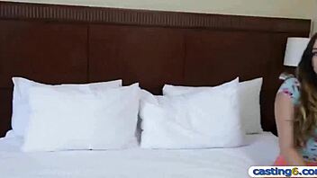 Ženská s velkým prdelem šuká za prachy část 1