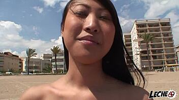 this oriental francesita has a big ass and loves assfucking 😏