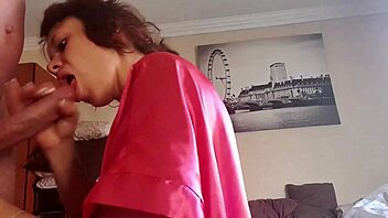 Morning Blowjob and Handjob Until I Explode?