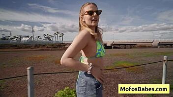 Narrative Blonde slutty Sahara Skye craves Charles Dera's hard cock in car