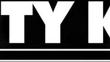 James Angel Catches Kira Perez And Fiona Frost Sucking His Cock In The Pool