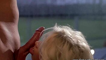 I seen this blonde babe do top blowjob, shes amazing at it!