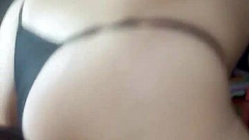 My Argentine mother-in-law sucks me off, hot Latina! 😍