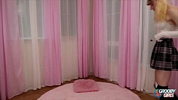 bella bunny stars in solo anal play