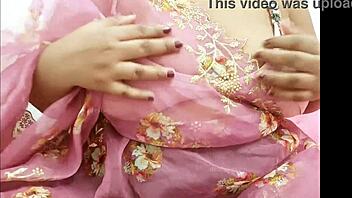 Chubby Asian lady caught everyone’s eye at the local market today.