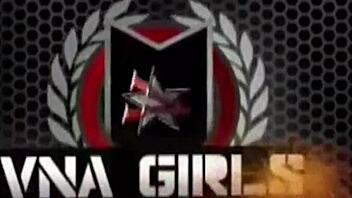 Hey Vicky Vette and Nikki Benz, keep sucking those big blonde nipples!