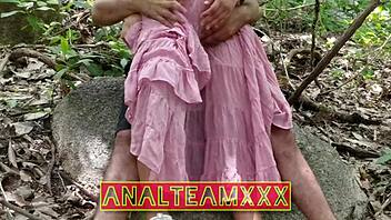 public sex en un terreno abandonado parte 1 míralo completo en red