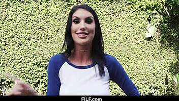 Taboo step-sis August Ames gives hardcore deepthroat blowjob