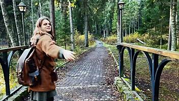 hey, wanna get lost in wonderland with a cute blue-eyed babe?