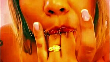 omg, check valerygrey’s thick juicy bubble booty on webcam