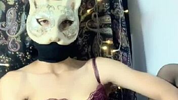 siguanjue-情趣制服开档丝袜，这诱惑满满诱惑 with big tits, toys, and wet vibrator play.