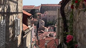 im horny, back to apartment for wild fuck