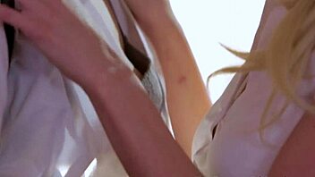 lick that pussy, hot lesbians!  