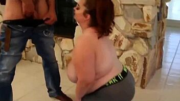 Afternoon workout turns steamy with redhead BBW! 💪