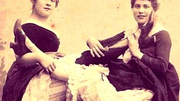 Hey, wanna see Dickie back in action from my secret Victorian confessions?