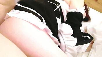 Amateur creampie action in knee high stockings and maid cosplay