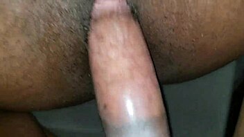 Ebony Amateur Gets Monster Cock Creampie In Car With Condom