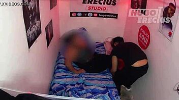 Latina teen sneaks out of the house for a quickie