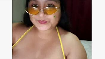 Watch this fat bitch flash her big tits and pussy live!