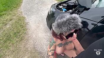 The hot girl's car broke on the road, I helped and she paid with her pussy in sheer and red