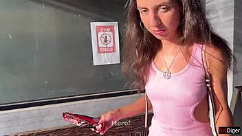Cumwalk babes get rewarded with shopping sprees and more