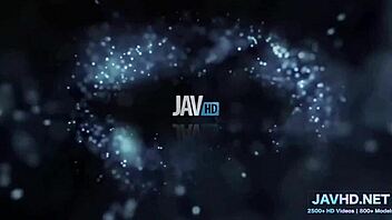 Exploring Why This Japanese Amateur Pussy Is So Wet