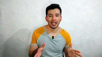 Young Doctor Seduced By Mature Boss's Thick 23Cm Cock In Hospital Cubicle