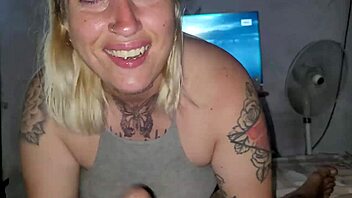 deepthroat that big cock hard now