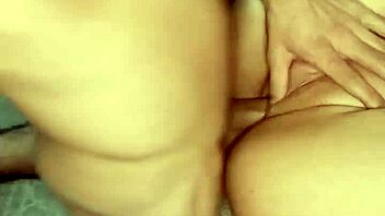 I'm fodendo the pink wet pussy of the young married branquinha