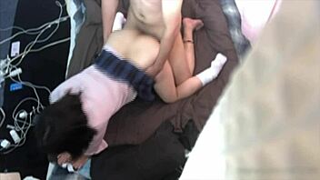 Always Thrilled by My Hairless Girlfriend's Body in Amateur Action 😘