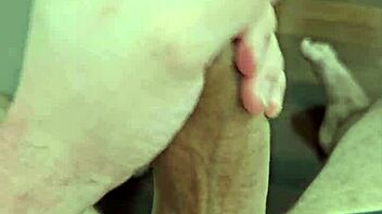 Brazilian twink masturbates and cums in homemade video with neighbors watching.