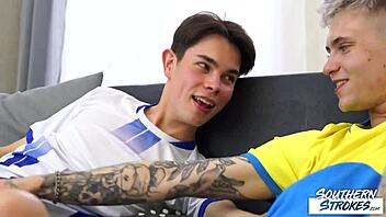 i’m hooked on watching southernstrokes twinks bareback in this wild compilation